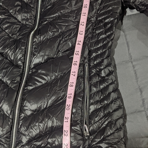 Calvin Klein Women's Lightweight Down Jacket - Picture 6 of 10